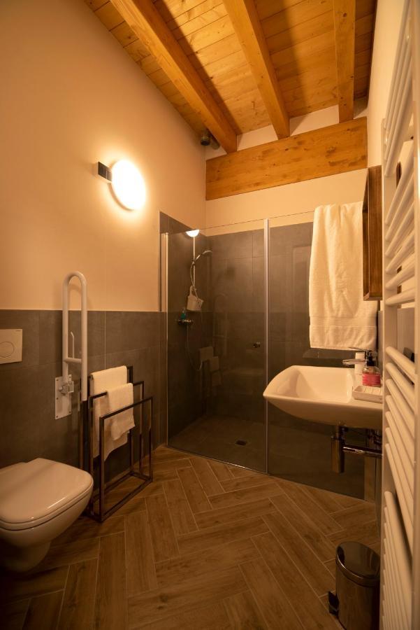 Agriturismo Monsereno Horses Imbersago Экстерьер фото